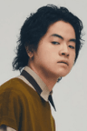 穴見真吾